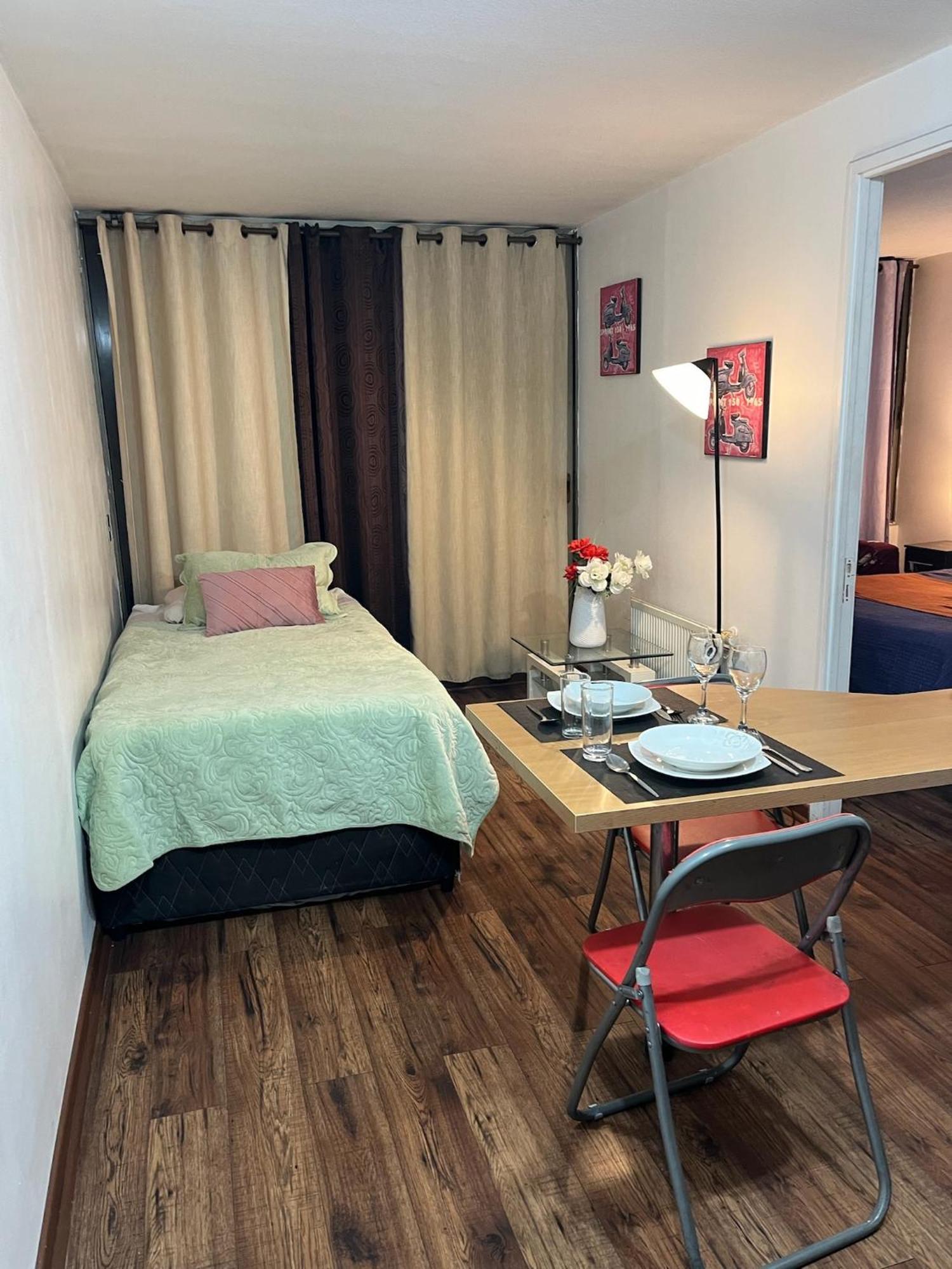 Amoblados Guscar Apartment Santiago Luaran gambar